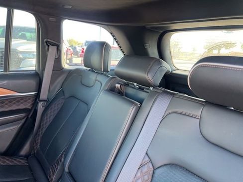 Used 2023 Jeep Grand Cherokee Summit image 25