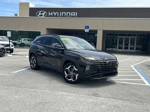 Used 2022 Hyundai Tucson Limited w/ Cargo Package FWD image 1