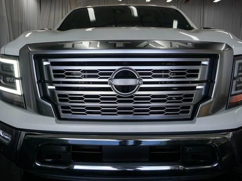 Used 2023 Nissan Titan Platinum Reserve w/ Moonroof Package AWD/4WD image 3