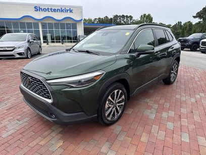 Used 2022 Toyota Corolla Cross XLE w/ Convenience Package