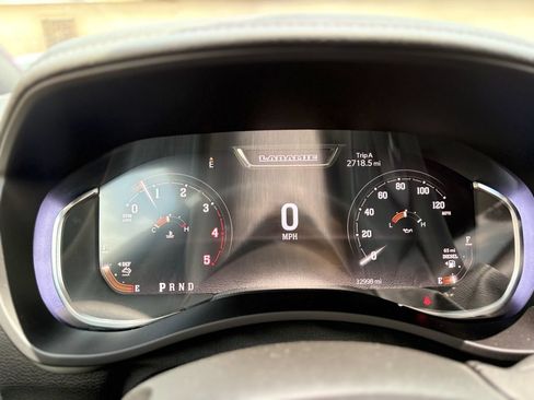 Used 2025 RAM 3500 Laramie AWD/4WD image 18