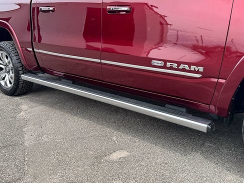 Used 2022 RAM 1500 Limited w/ Body Color Bumper Group AWD/4WD image 10