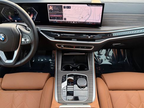 Certified 2024 BMW X5 xDrive40i w/ Premium Package image 11