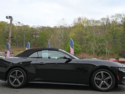 Used 2024 Ford Mustang Premium RWD image 6