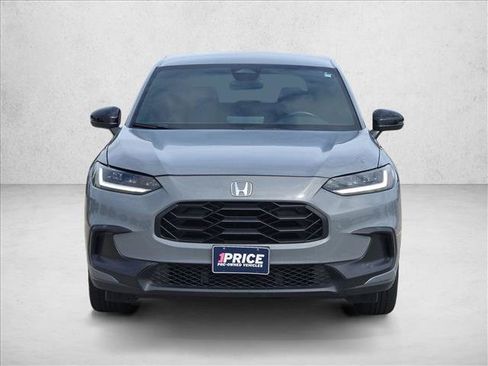Used 2023 Honda HR-V Sport image 2