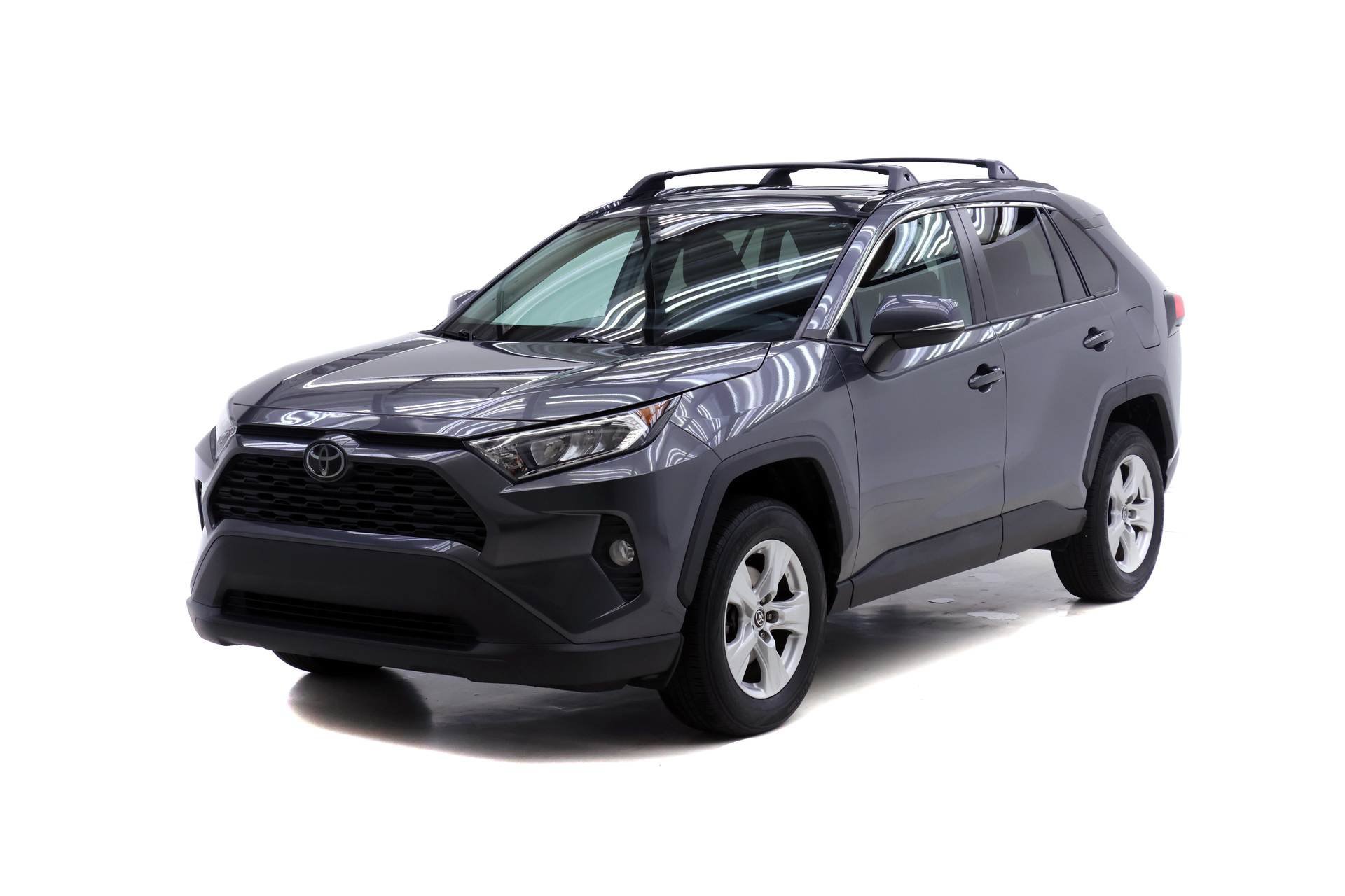 Used 2021 Toyota RAV4 XLE w/ Convenience Package AWD/4WD image 1