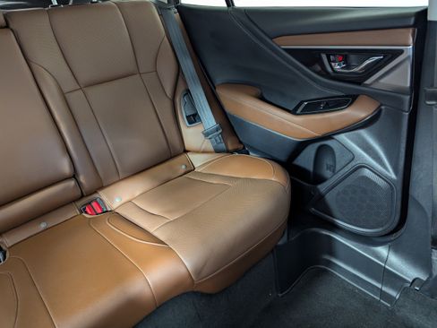 Used 2021 Subaru Outback Touring w/ Popular Package #2 image 46