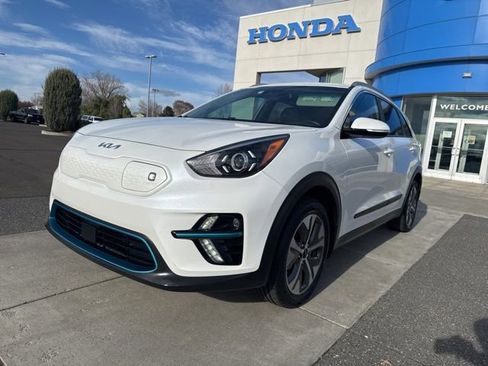 Used 2022 Kia Niro EX w/ Cold Weather Package image 17