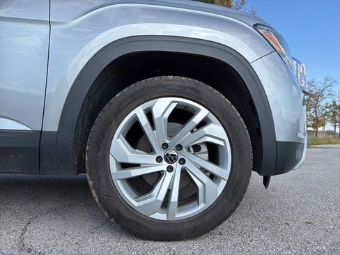 Used 2021 Volkswagen Atlas SE image 5