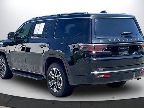 Certified 2024 Jeep Wagoneer Series II AWD/4WD image 6