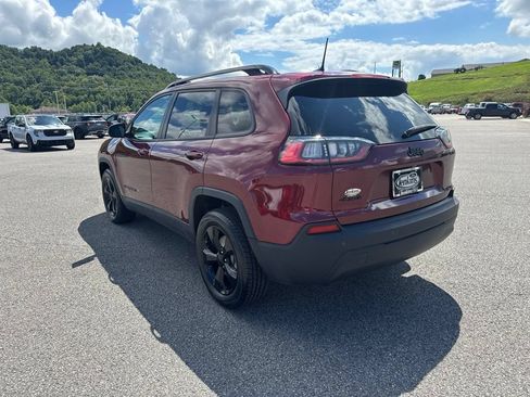 Used 2021 Jeep Cherokee Latitude Plus AWD/4WD image 15