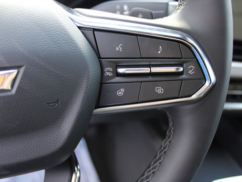 New 2026 Chevrolet Equinox LT w/ Convenience Package II image 25