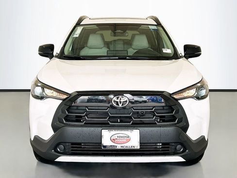 New 2026 Toyota Corolla Cross LE w/ Moonroof Package image 2