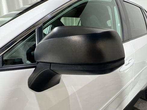 Used 2021 Toyota RAV4 LE image 14