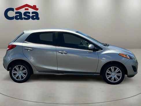 Used 2011 MAZDA MAZDA2 Sport FWD image 6