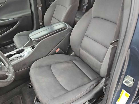 Used 2020 Chevrolet Malibu LT image 17