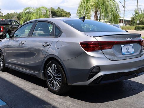 Used 2023 Kia Forte GT-Line w/ GT-Line Premium Package FWD image 4