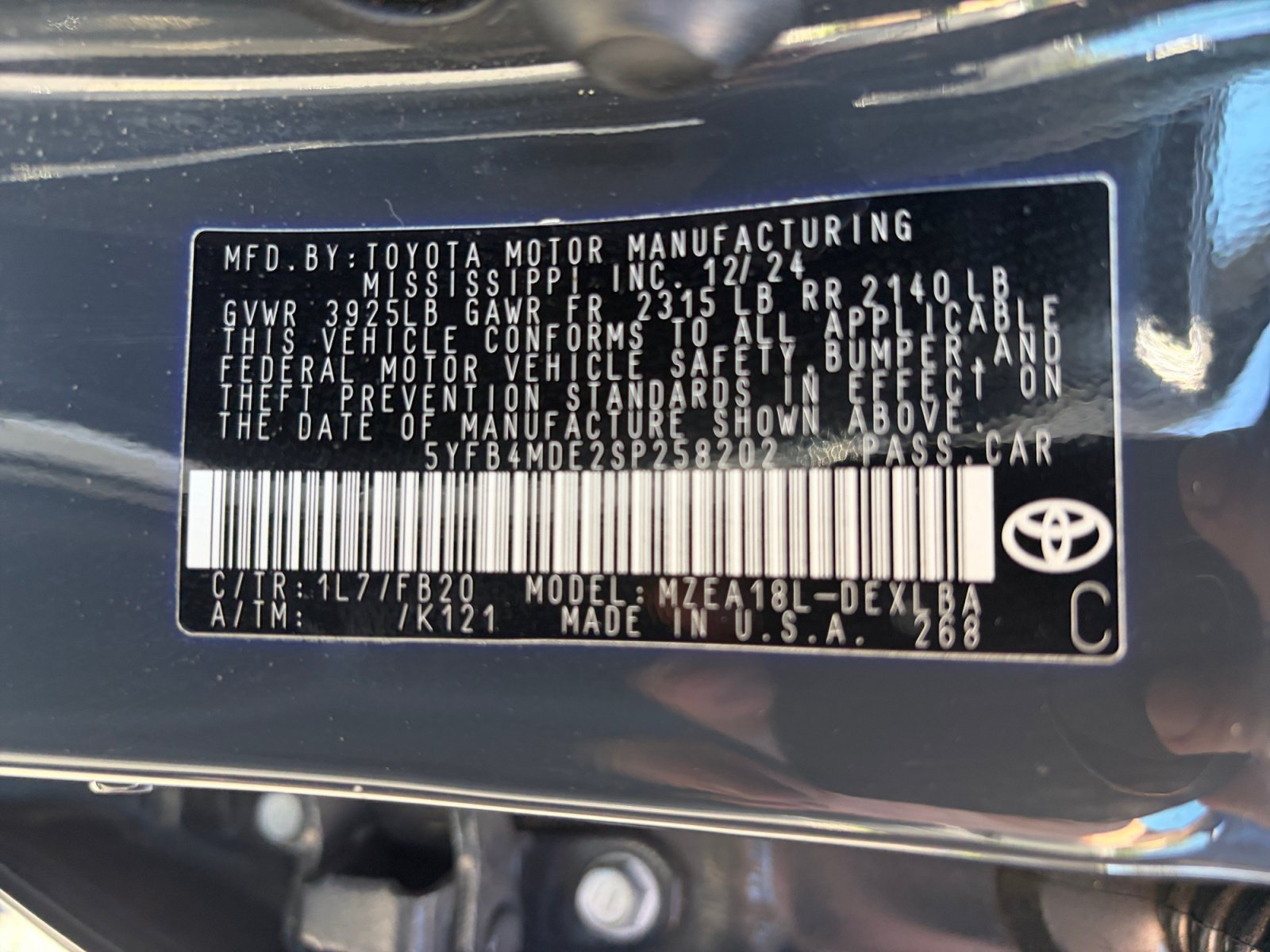 Certified 2025 Toyota Corolla LE FWD image 32