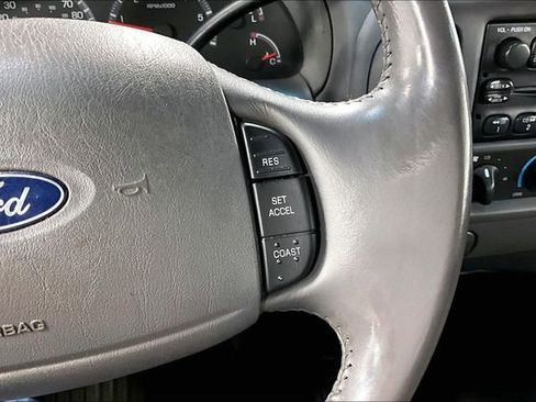 Used 2003 Ford F150 XLT AWD/4WD image 13