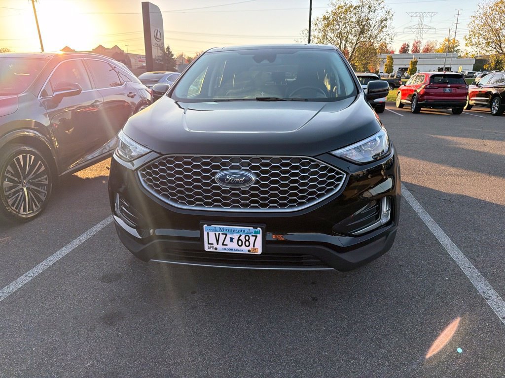 Used 2023 Ford Edge SEL w/ Convenience Package AWD/4WD image 9