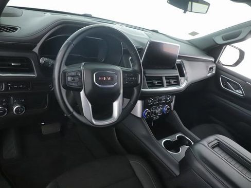 Used 2024 GMC Yukon SLE AWD/4WD image 17