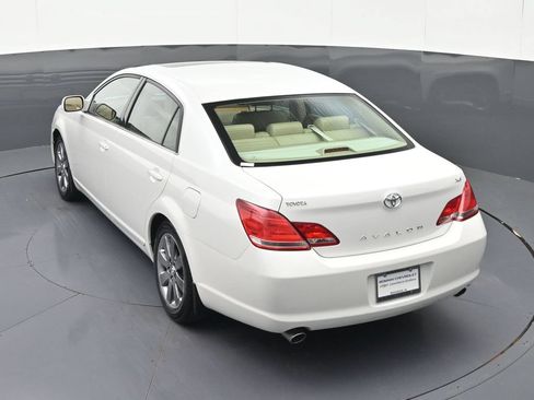 Used 2005 Toyota Avalon XLS FWD image 22