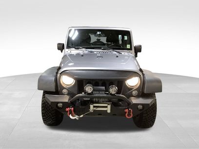 Used 2018 Jeep Wrangler Unlimited Rubicon w/ Connectivity Group