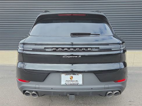 New 2026 Porsche Cayenne S AWD/4WD image 23