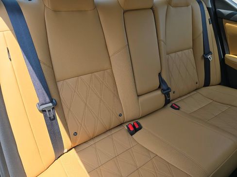 Used 2023 Nissan Sentra SV w/ SV Premium Package FWD image 17