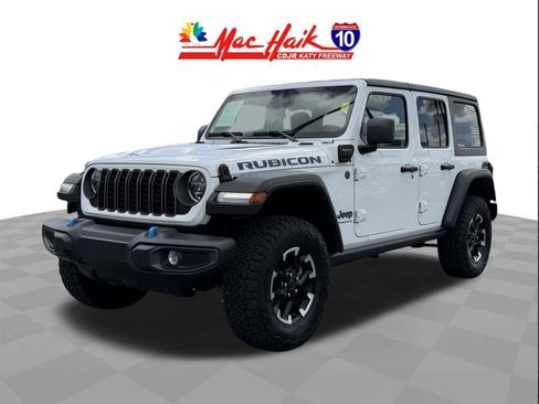 Used 2025 Jeep Wrangler Unlimited Rubicon 4xe w/ Safety Group AWD/4WD image 4