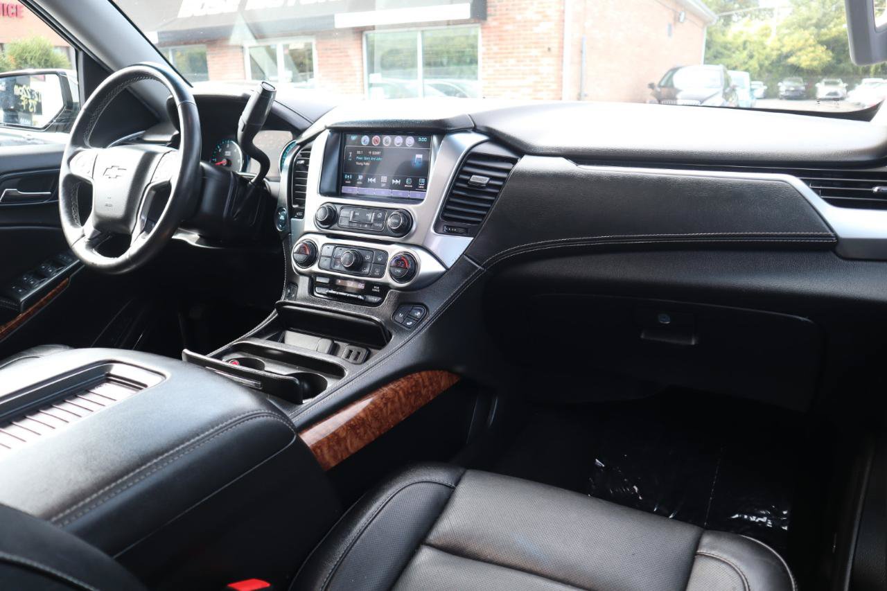 Used 2017 Chevrolet Suburban Premier AWD/4WD image 11