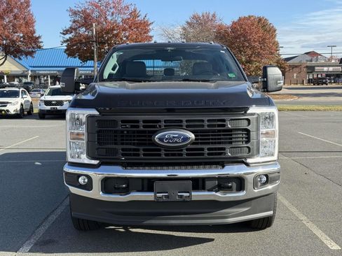 New 2026 Ford F250 XL w/ XL Chrome Package image 6
