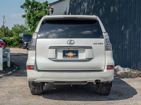 Used 2014 Lexus GX 460 w/ Premium Package AWD/4WD image 5