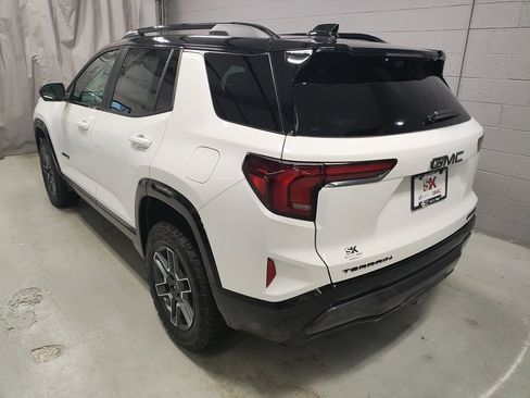 New 2026 GMC Terrain AT4 w/ Convenience Package III image 21