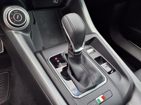 New 2026 Alfa Romeo Tonale Veloce w/ Quick Order Package 23H Volce image 22