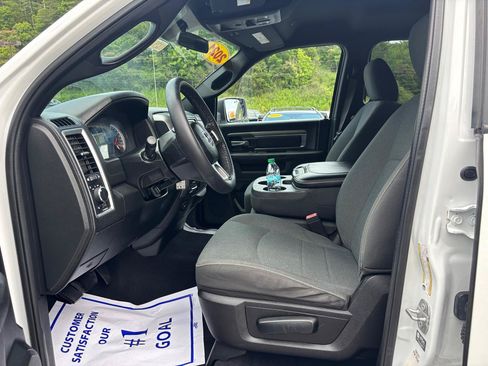 Used 2021 RAM 1500 Classic Warlock AWD/4WD image 10