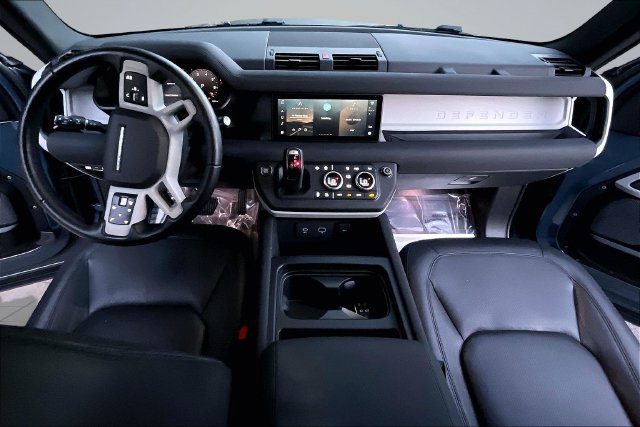 Used 2023 Land Rover Defender 90 S AWD/4WD image 18