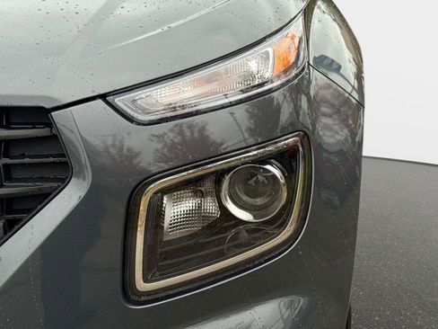 New 2026 Hyundai Venue SE image 10