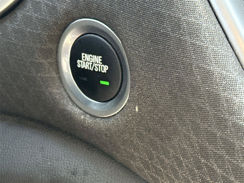 Used 2025 Chevrolet Malibu LT FWD image 14
