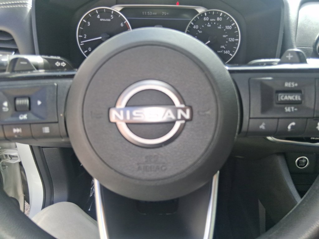 Used 2023 Nissan Rogue SV AWD/4WD image 13