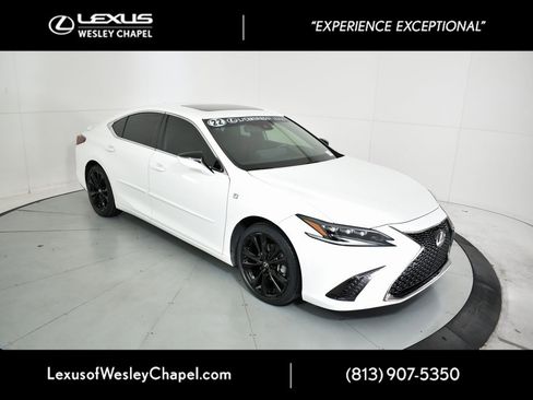 Used 2022 Lexus ES 350 F Sport image 2