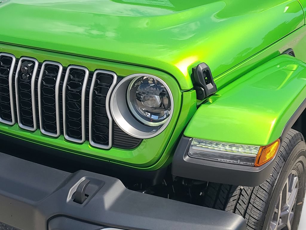 New 2026 Jeep Wrangler Unlimited Sahara AWD/4WD image 24