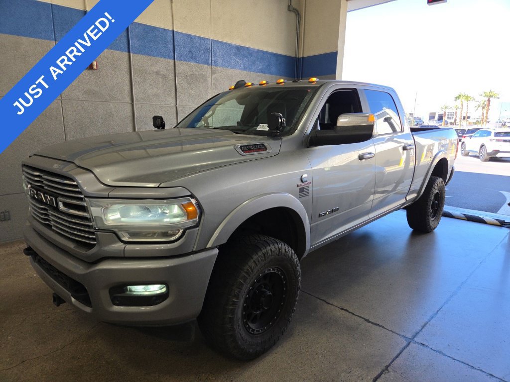 Used 2020 RAM 2500 Laramie AWD/4WD image 1