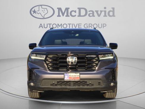 Used 2025 Honda Pilot Black Edition image 8