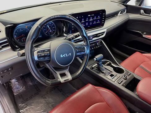 Used 2024 Kia K5 GT-Line w/ GT-Line Premium Package image 7