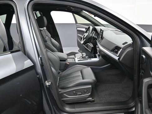 Used 2024 Audi Q5 2.0T Prestige w/ Prestige Package AWD/4WD image 39