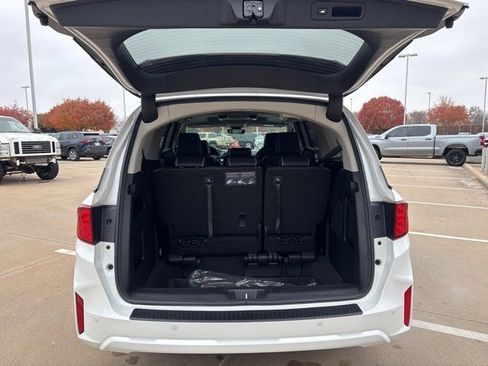 New 2026 Honda Odyssey Touring image 19