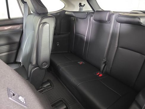 Used 2023 Toyota Highlander Limited AWD/4WD image 14