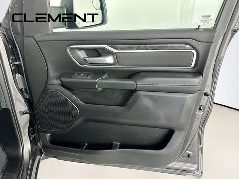Used 2023 RAM 1500 Big Horn AWD/4WD image 33