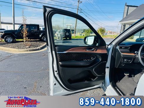 Used 2022 Jeep Grand Cherokee L Summit w/ Advanced Protech Group IV image 63